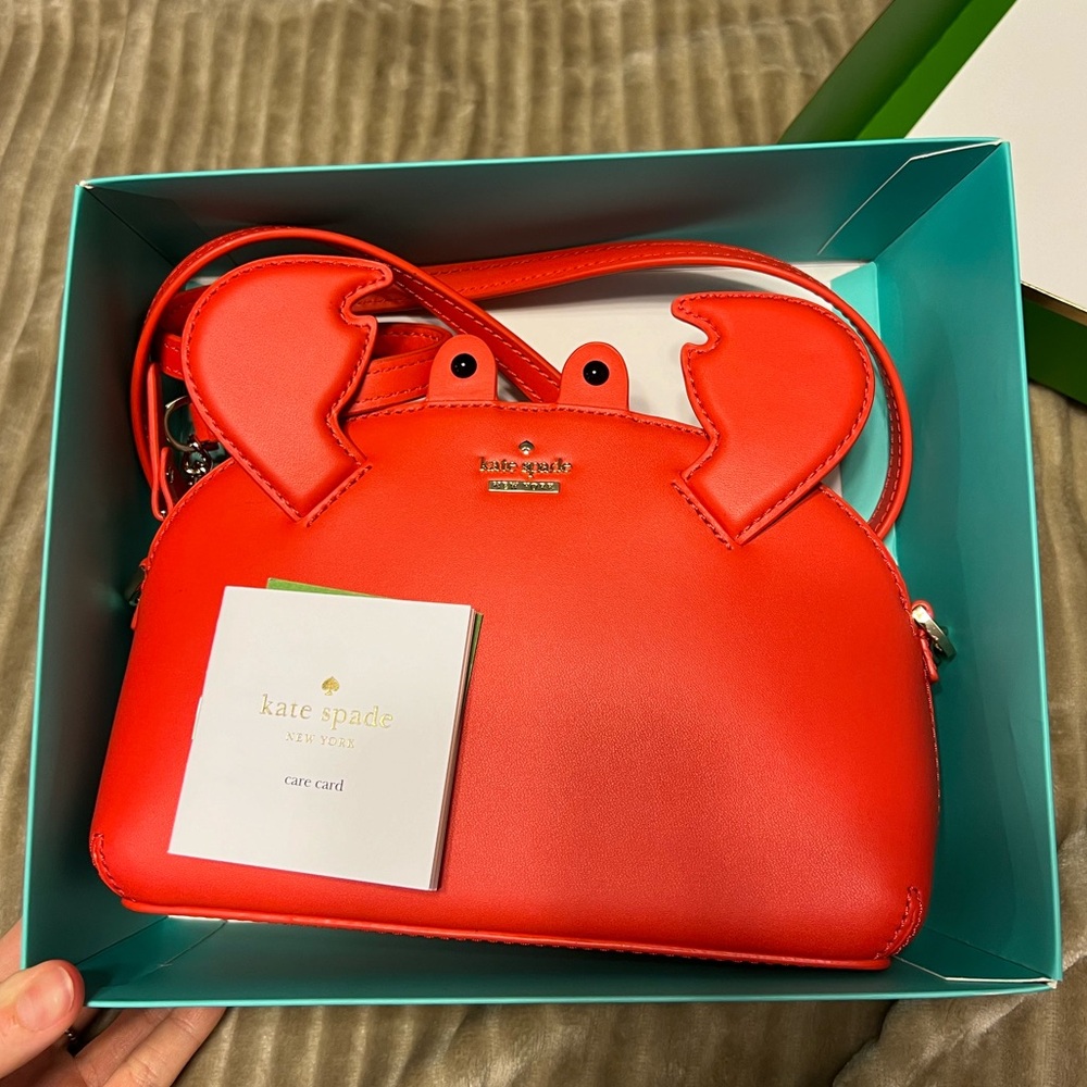 Brand new never worn cute red Kate Spade Crab purse